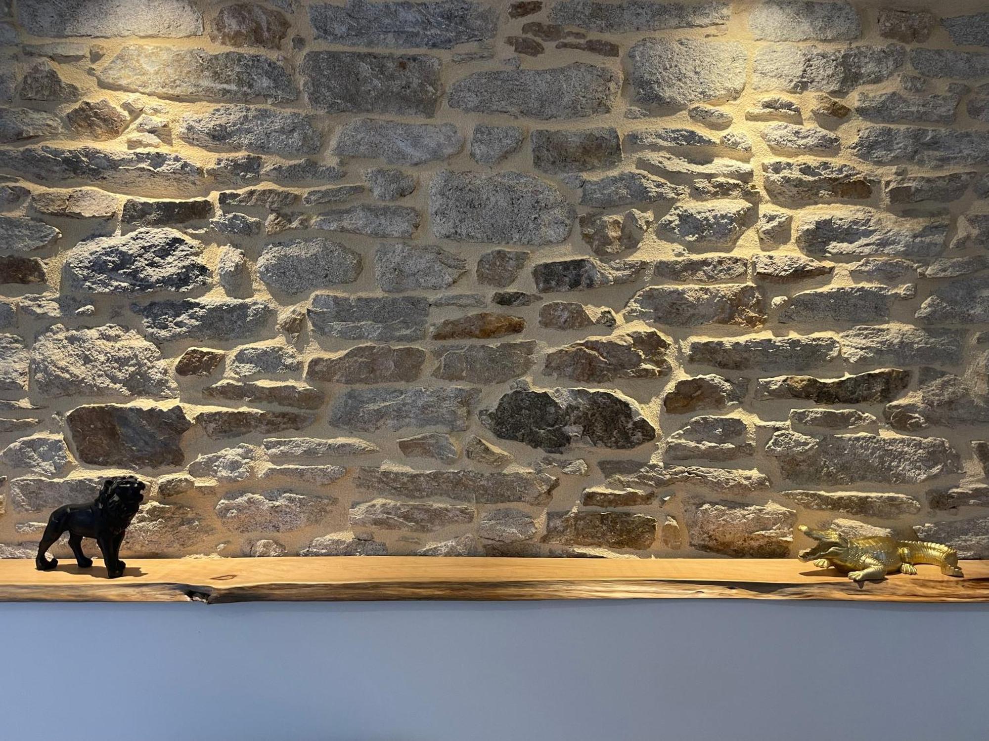 Le Calloch 2D - Studio 4 Etoiles - Quartier Gare - Wifi - Netflix カンペール エクステリア 写真